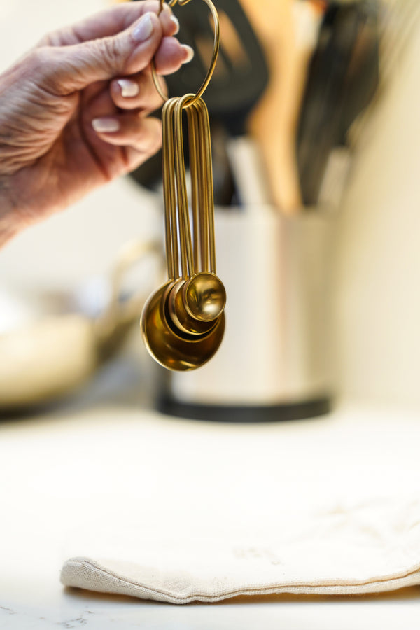 Simple Measuring Spoons