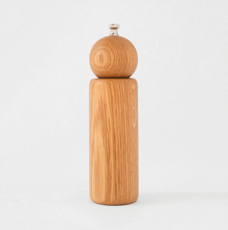 De JONG & Co. Butler Spice Mill Oak Salt and Pepper Grinders