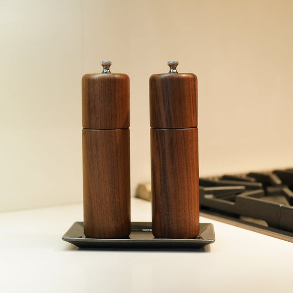 De JONG & Co. Column Spice Mill Walnut Salt and Pepper Grinders